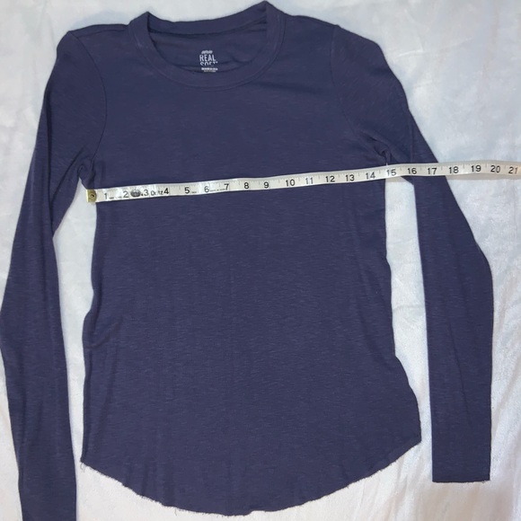 American Eagle Women’s XS Long Sleeve Shirt - Picture 3 of 3
